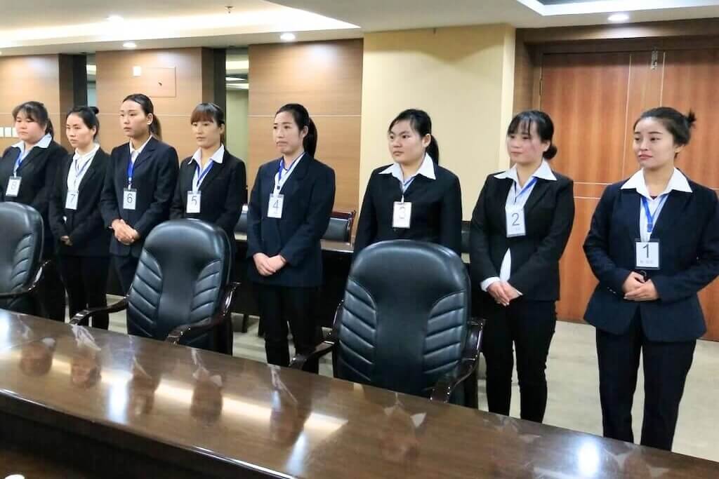 研修を終えた実習生